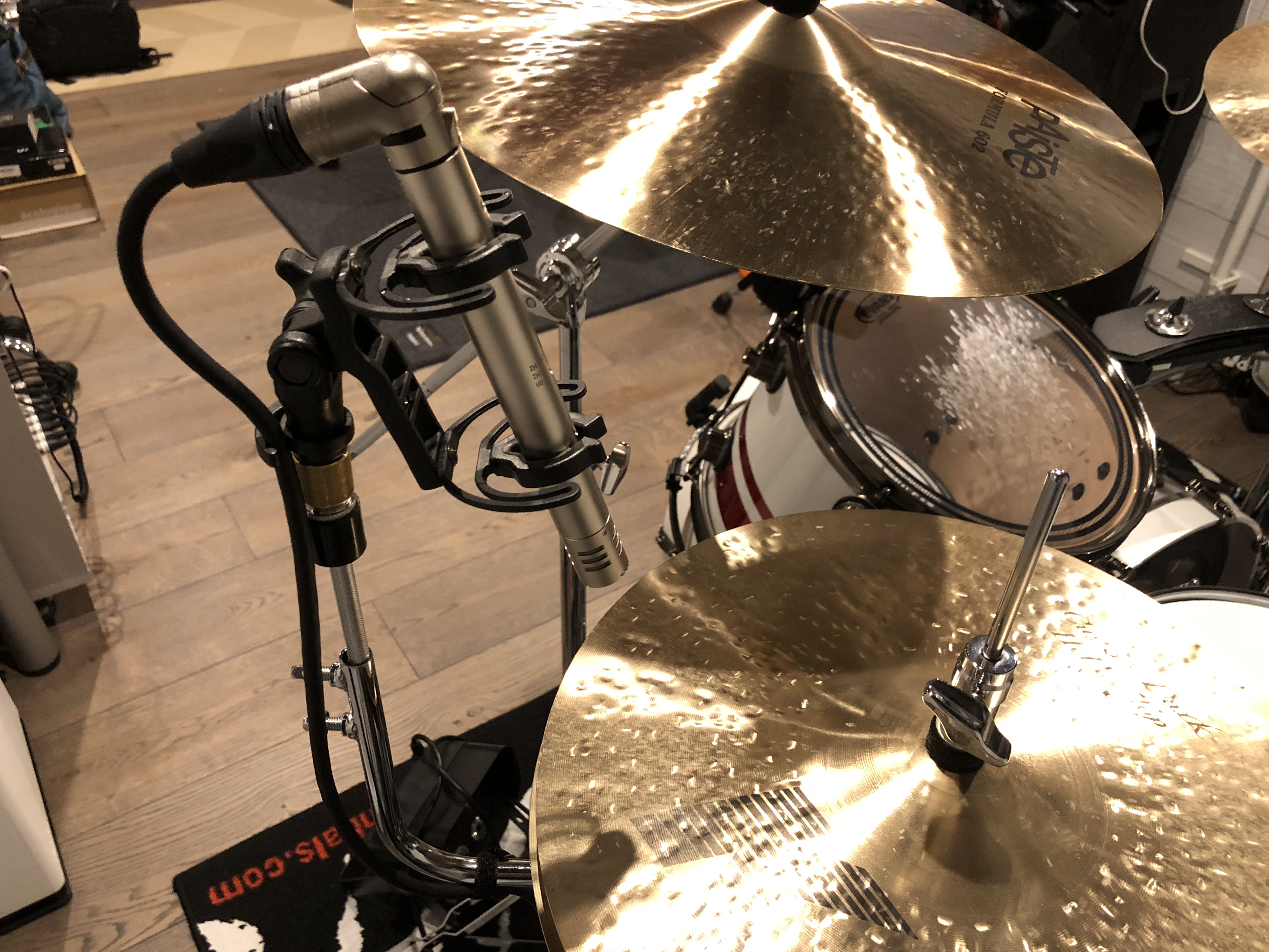 Mic Mount for hi-hats, from Big Bang Distribution